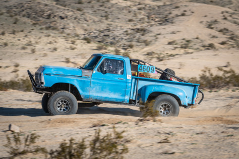 casey-gilbert-claims-4wp-emc-crown-at-koh-2019-02-13_23-00-50_656739