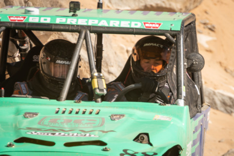 casey-gilbert-claims-4wp-emc-crown-at-koh-2019-02-13_23-03-00_975554