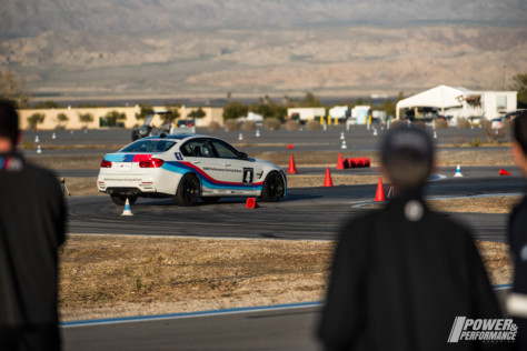 bmws-search-for-the-ultimate-driver-2019-03-13_23-26-37_057529