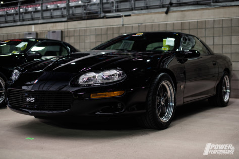 mecum-auctions-phoenix-2019-a-collection-devoted-to-dale-earnhardt-2019-03-26_23-06-43_031130