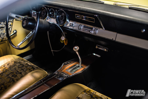 mecum-phoenix-2019-window-shopping-with-nicole-2019-03-20_22-15-27_478339