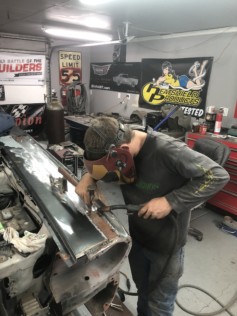 straight-razor-a-sema-young-guns-crossbreed-2019-03-26_18-09-06_482555
