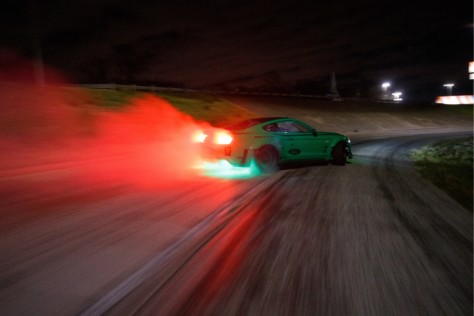 vaughn-gittin-jr-drifts-a-cloverleaf-in-a-900hp-mustang-rtr-2019-03-14_22-18-37_931750