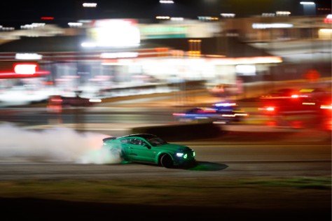 vaughn-gittin-jr-drifts-a-cloverleaf-in-a-900hp-mustang-rtr-2019-03-14_22-19-51_304699