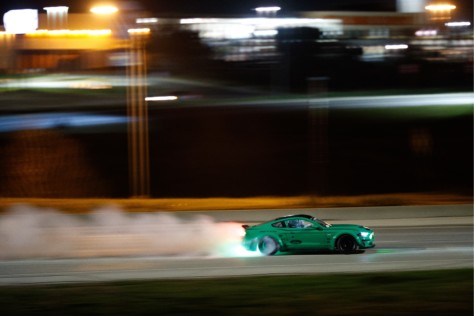 vaughn-gittin-jr-drifts-a-cloverleaf-in-a-900hp-mustang-rtr-2019-03-14_22-20-13_058294