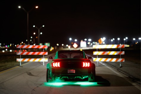 vaughn-gittin-jr-drifts-a-cloverleaf-in-a-900hp-mustang-rtr-2019-03-14_22-22-23_061873
