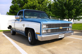 The Ultimate Suspension Solution for '73-'87 Chevy C10 Square Bodies