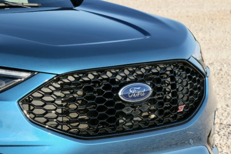 2019-ford-edge-st-review-2019-04-15_04-30-03_757584