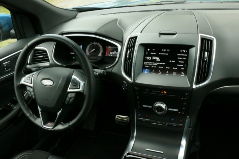 2019-ford-edge-st-review-2019-04-15_04-32-04_542990