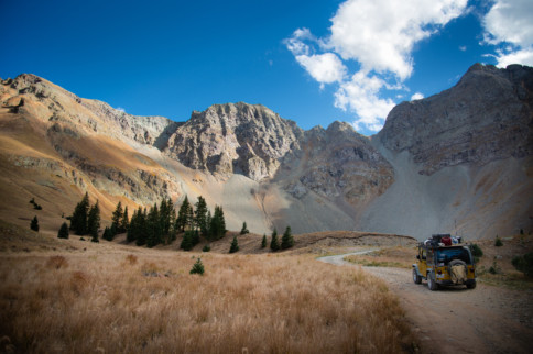 Video: 4x4 AlFresco Conquers The Alpine Loop
