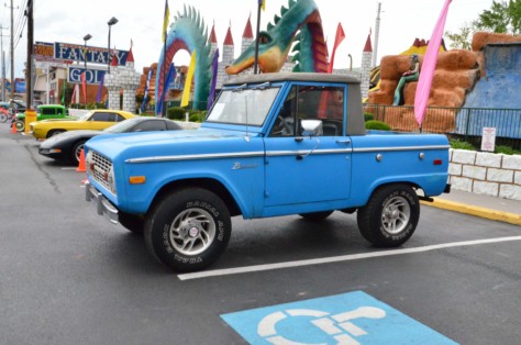 a-look-at-the-ford-market-place-at-the-tennessee-rod-run-2019-04-28_21-16-43_830683