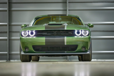 dodge-introduces-stars-stripes-edition-on-challenger-and-charger-2019-04-18_16-05-01_450747