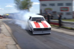 Heads Up! Crazy Nostalgia Funny Car Crash During A Burnout