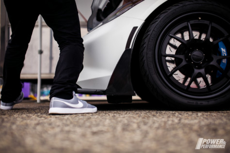 menacing-2016-c7-corvette-defines-power-and-performance-2019-04-03_17-00-42_035919