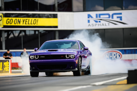 nhra-licensed-to-drag-2019-dodge-challenger-r-t-scat-pack-1320-2019-04-23_17-05-25_266109