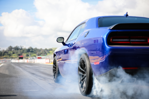 NHRA Licensed to Drag: 2019 Dodge Challenger R/T Scat Pack 1320