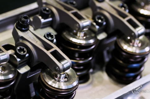 Video: Getting The Right Rocker Geometry With Crower Shaft Rockers