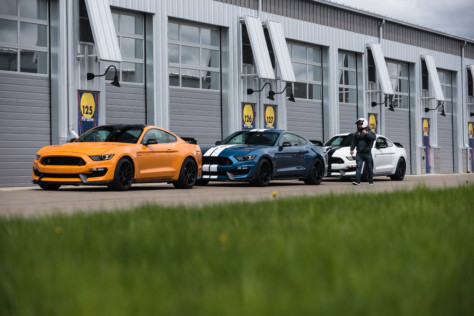driven-2019-ford-mustang-gt350-2019-05-15_22-49-07_917848
