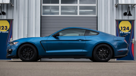driven-2019-ford-mustang-gt350-2019-05-15_23-03-00_810630