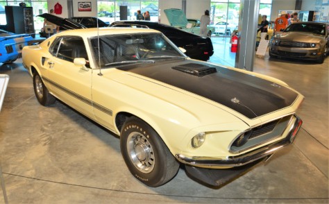 mustang-owners-museum-opens-2019-05-16_17-11-36_308648