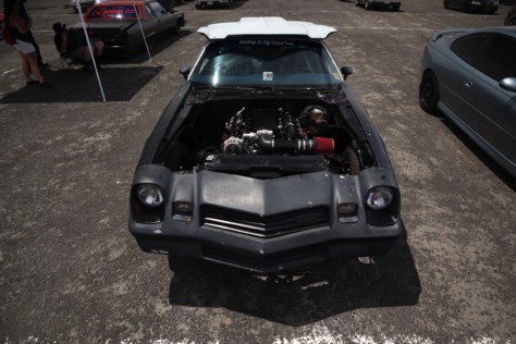 what-its-like-to-go-to-holleys-ls-fest-west-2019-05-07_17-45-37_824687