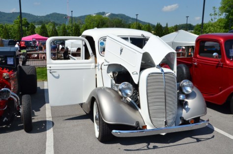 our-top-five-ford-trucks-from-the-f100-reunion-2019-06-03_00-03-12_324470