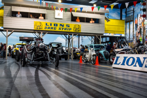 the-roar-of-lions-is-back-in-long-beach-2019-06-27_18-36-26_206948