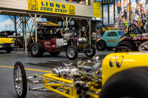 the-roar-of-lions-is-back-in-long-beach-2019-06-27_18-36-37_592577