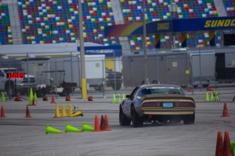violetto-customs-1978-firebird-ws6-trans-am-restomod-takes-flight-2019-06-28_22-59-49_139396