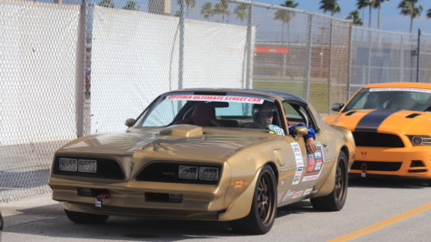 violetto-customs-1978-firebird-ws6-trans-am-restomod-takes-flight-2019-06-28_23-02-23_735675