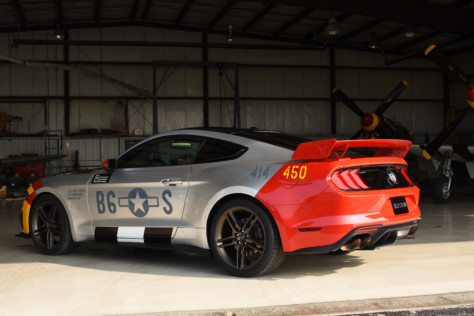 old-crow-mustang-unveiled-for-2019-eaa-aviation-auction-2019-07-16_16-48-53_459509