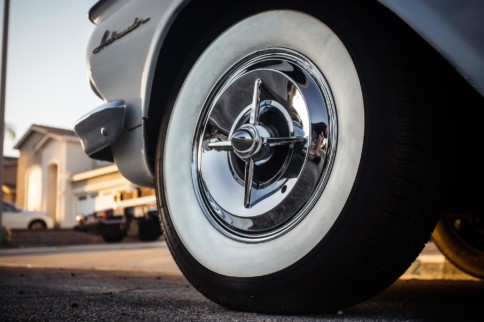 How To Get That Classic Kustom Look On A Budget With Coker Tire