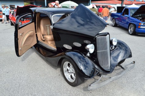 bbq-festival-car-show-brings-out-cool-fords-in-carolina-2019-08-15_02-39-58_091738