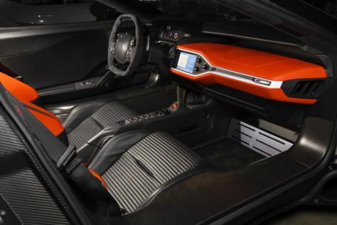driving-a-647hp-ford-gt-on-woodward-avenue-is-a-real-dream-cruise-2019-08-27_00-45-32_221493