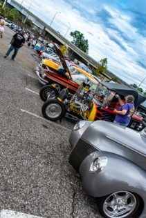 goodguys-hall-of-fame-road-tour-visits-the-home-of-the-blues-2019-09-30_15-10-47_812709