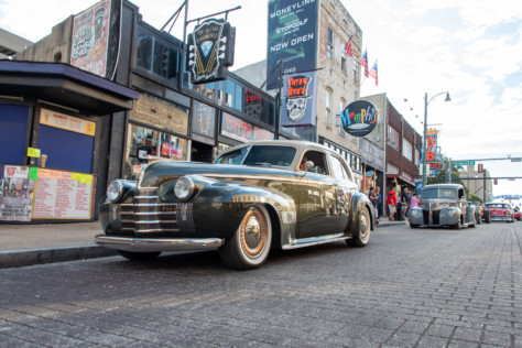 goodguys-hall-of-fame-road-tour-visits-the-home-of-the-blues-2019-09-30_15-15-14_767755