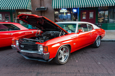 goodguys-hall-of-fame-road-tour-visits-the-home-of-the-blues-2019-09-30_15-18-09_465957