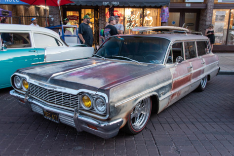 goodguys-hall-of-fame-road-tour-visits-the-home-of-the-blues-2019-09-30_15-18-47_473276