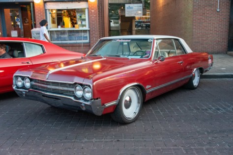 goodguys-hall-of-fame-road-tour-visits-the-home-of-the-blues-2019-09-30_15-19-23_796666