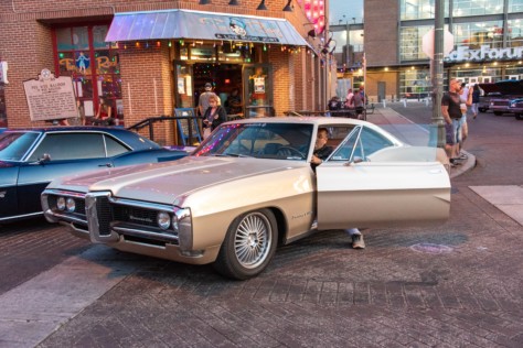 goodguys-hall-of-fame-road-tour-visits-the-home-of-the-blues-2019-09-30_15-20-13_953863