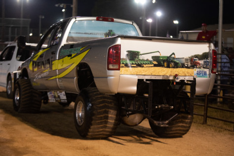 illinois-tractor-pulling-association-invades-semo-district-fair-2019-2019-09-23_21-26-49_543240