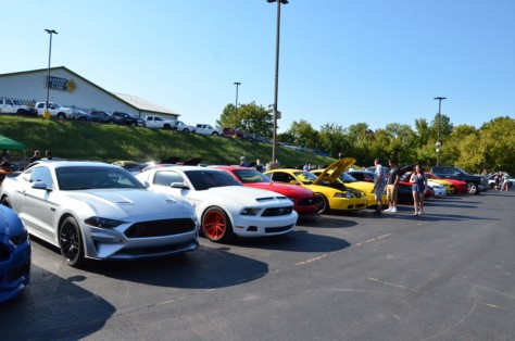 mustangs-outrun-hurricane-dorian-and-head-to-the-mountains-2019-09-15_21-20-49_206071