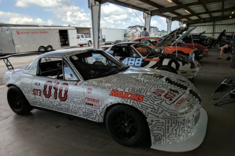 Video: Tailhappy K24-Swapped Miata Outruns Acura NSX, Porsche 993!