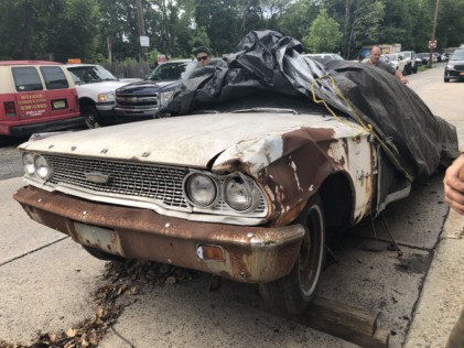 back-to-its-roots-the-dockery-ford-lightweight-galaxie-2019-10-08_17-27-21_740040