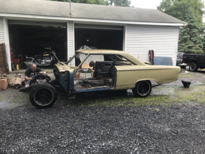 back-to-its-roots-the-dockery-ford-lightweight-galaxie-2019-10-08_18-09-06_636648