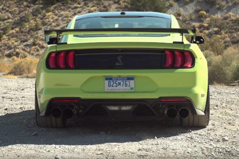 behind-the-drivers-seat-of-the-2020-shelby-gt500-with-americanmuscle-2019-10-30_02-47-20_729042