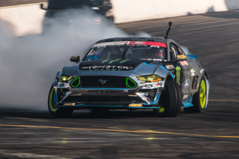 denofa-gittin-jr-and-pawlak-wrap-2019-formula-drift-season-at-irw-2019-10-23_17-23-16_599438