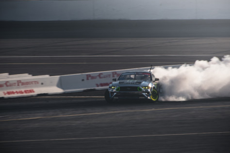 denofa-gittin-jr-and-pawlak-wrap-2019-formula-drift-season-at-irw-2019-10-23_17-23-28_947885