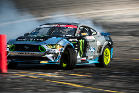 denofa-gittin-jr-and-pawlak-wrap-2019-formula-drift-season-at-irw-2019-10-23_17-23-47_579346