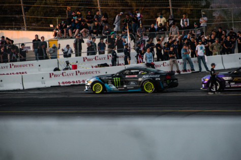 denofa-gittin-jr-and-pawlak-wrap-2019-formula-drift-season-at-irw-2019-10-23_17-33-15_536626